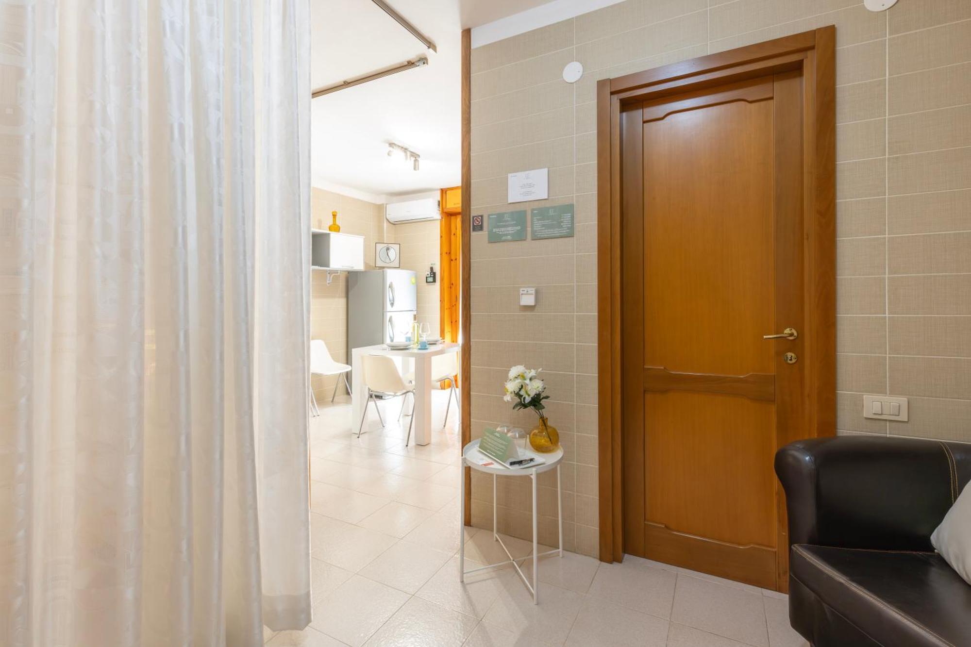 Ice Apartment - Free Wifi Quartu Sant'Elena Ngoại thất bức ảnh
